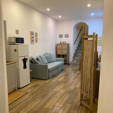 Apartamento Casa Gaia A Due Passi Dal Duomo Nápoles Exterior foto