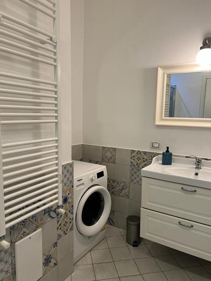 Apartamento Casa Gaia A Due Passi Dal Duomo Nápoles Exterior foto