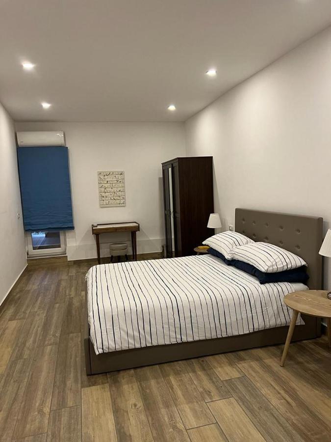 Apartamento Casa Gaia A Due Passi Dal Duomo Nápoles Exterior foto