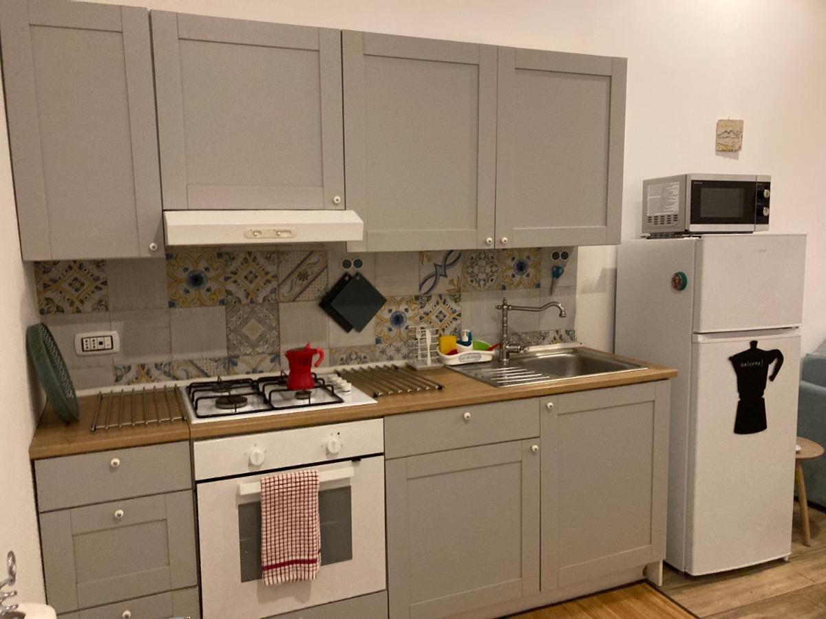Apartamento Casa Gaia A Due Passi Dal Duomo Nápoles Exterior foto